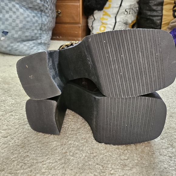 Michael Kors Women's Crosby Moto Bootie Motorcycle Boot Chocolate SZ 8 - Picture 6 of 8